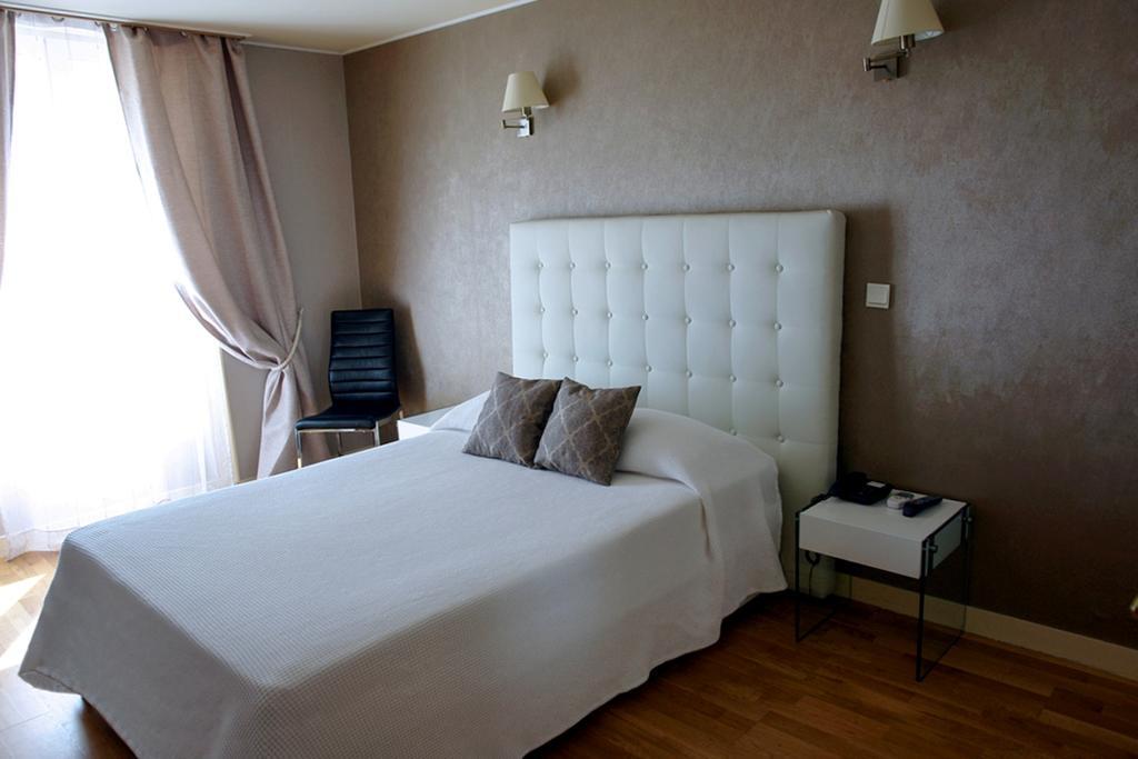 Hotel Du Mont Blanc Παρίσι Δωμάτιο φωτογραφία